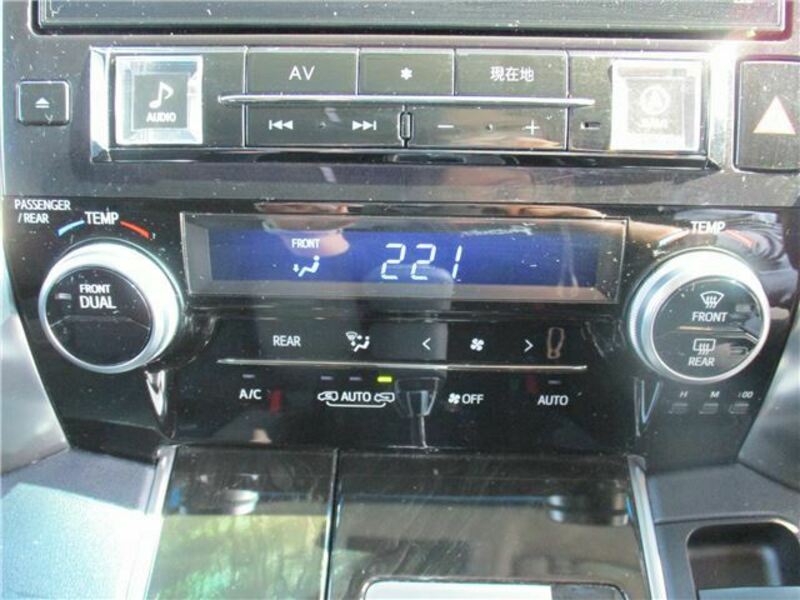 VELLFIRE-33