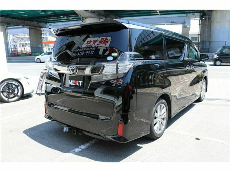 VELLFIRE-3