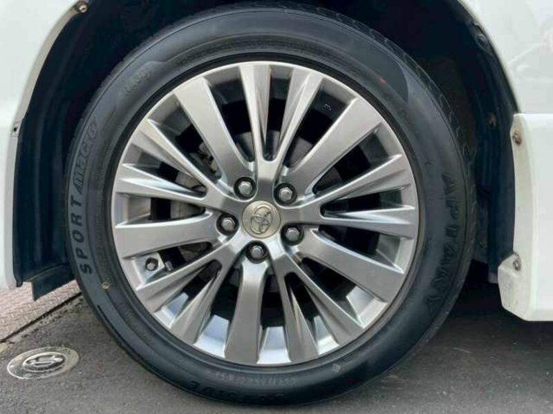 VELLFIRE-10