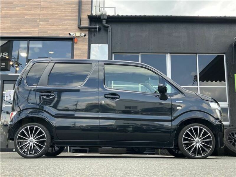 WAGON R-11