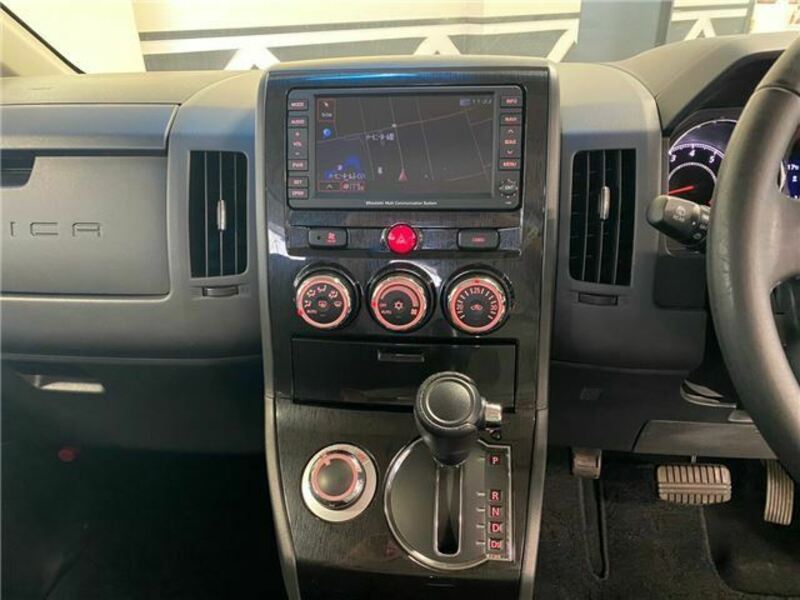 DELICA D5