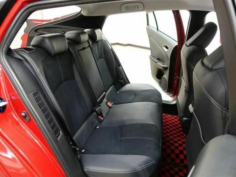 PRIUS PHV-23