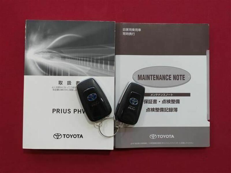 PRIUS PHV-29