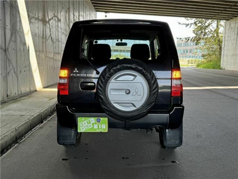 PAJERO MINI