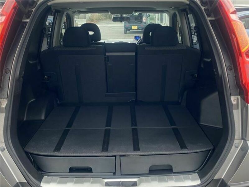 X-TRAIL-8