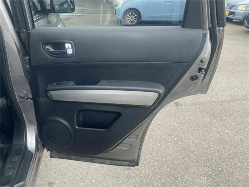 X-TRAIL-31