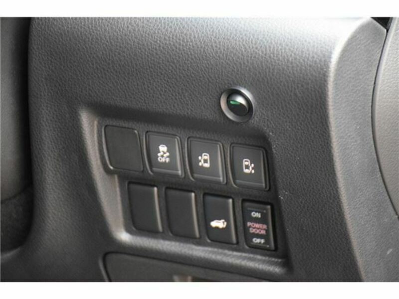 ELGRAND-16