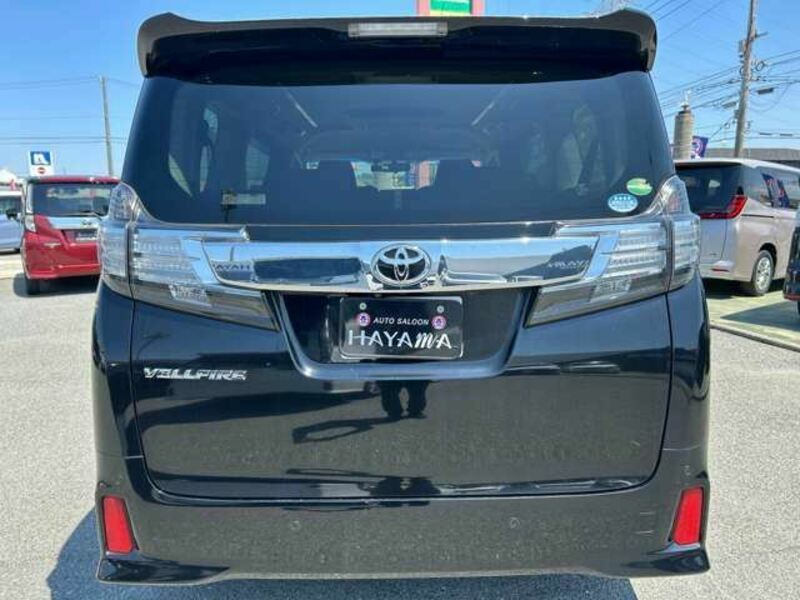 VELLFIRE-4