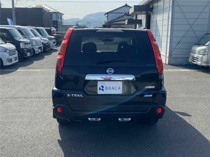 X-TRAIL-8