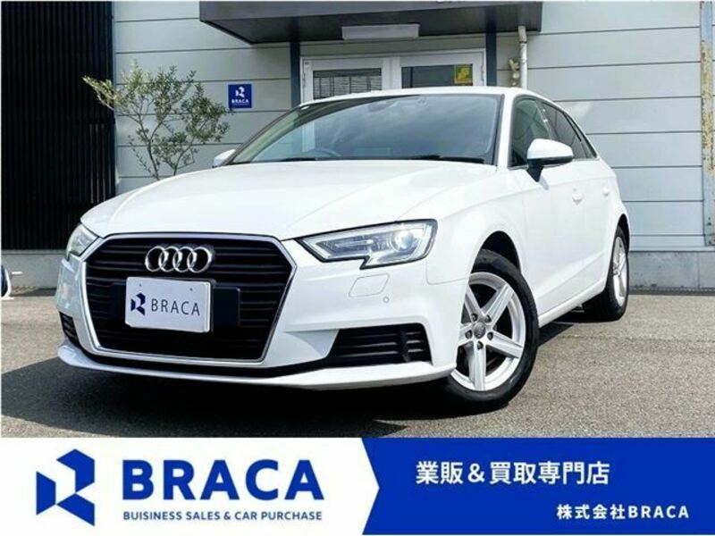 AUDI　A3
