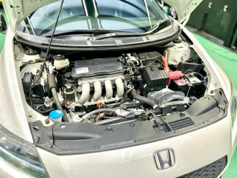 CR-Z-10