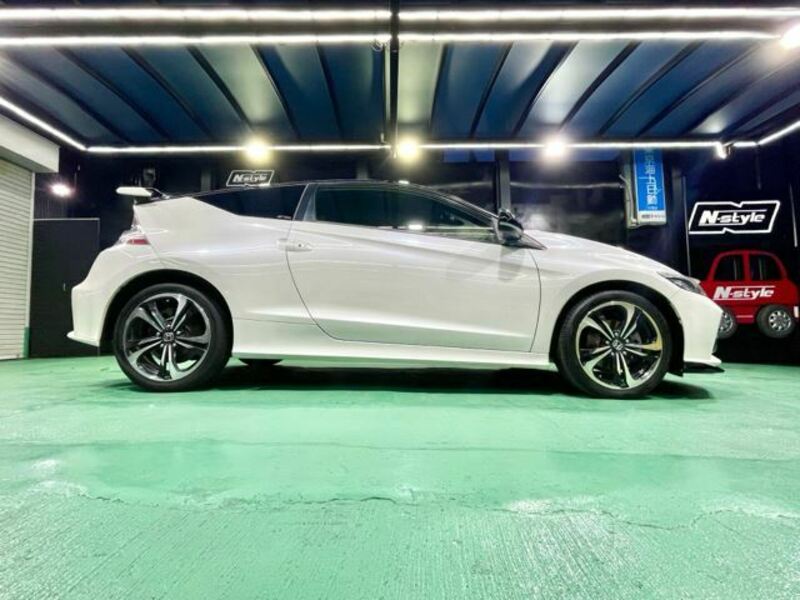 CR-Z-16