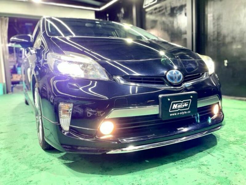 PRIUS PHV-8