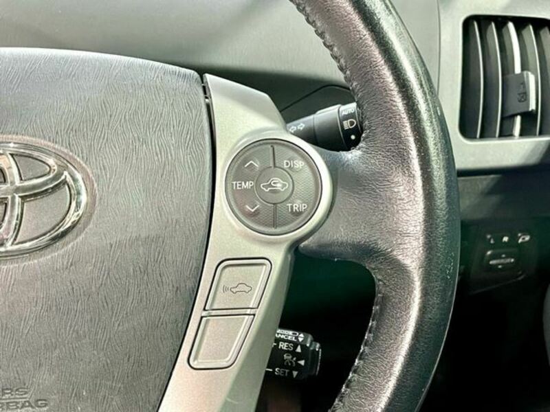 PRIUS PHV-31