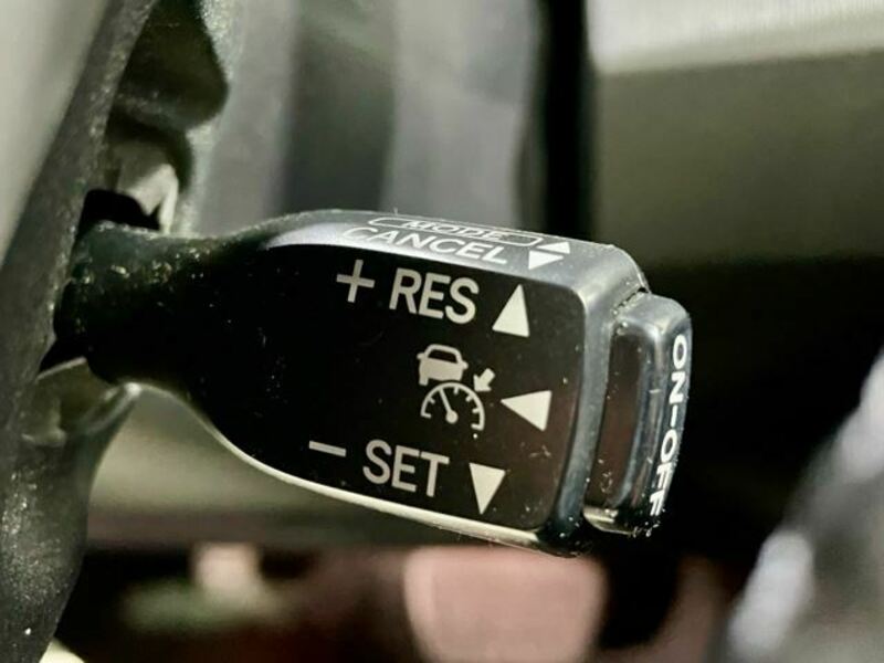 PRIUS PHV-32