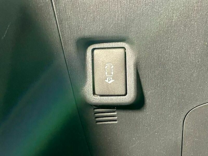 PRIUS PHV-37