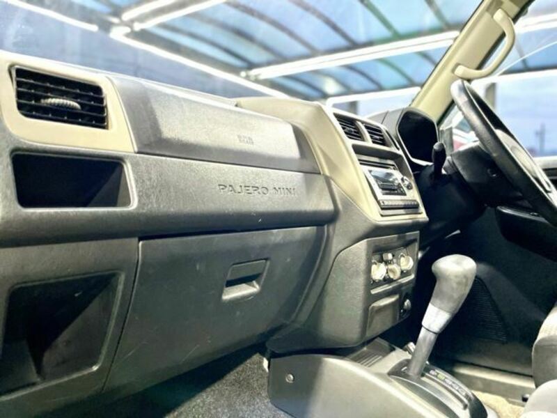 PAJERO MINI-25