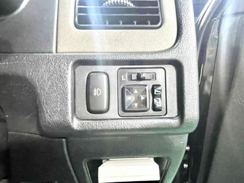 PAJERO MINI-37