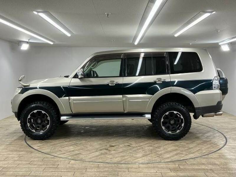 PAJERO