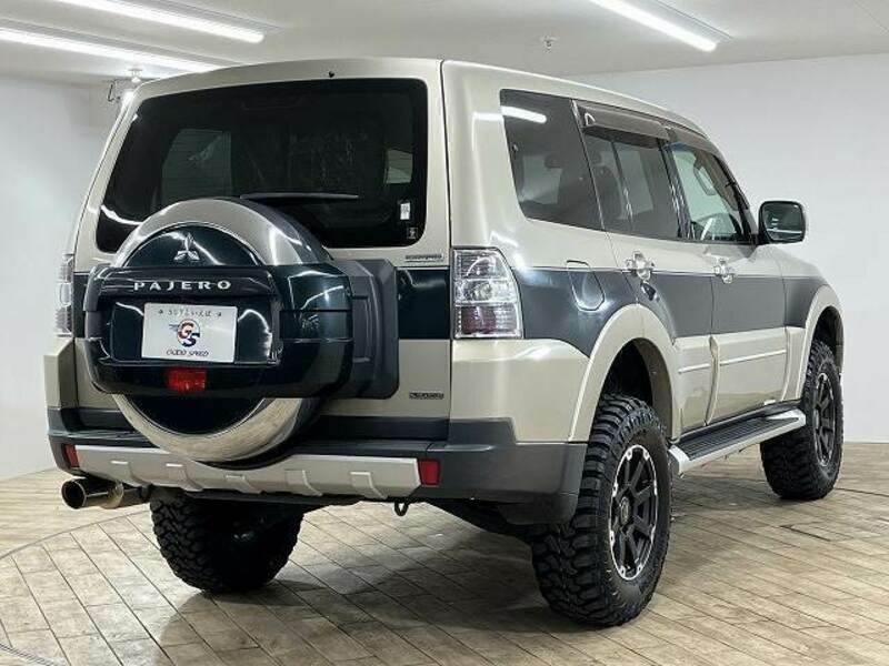 PAJERO