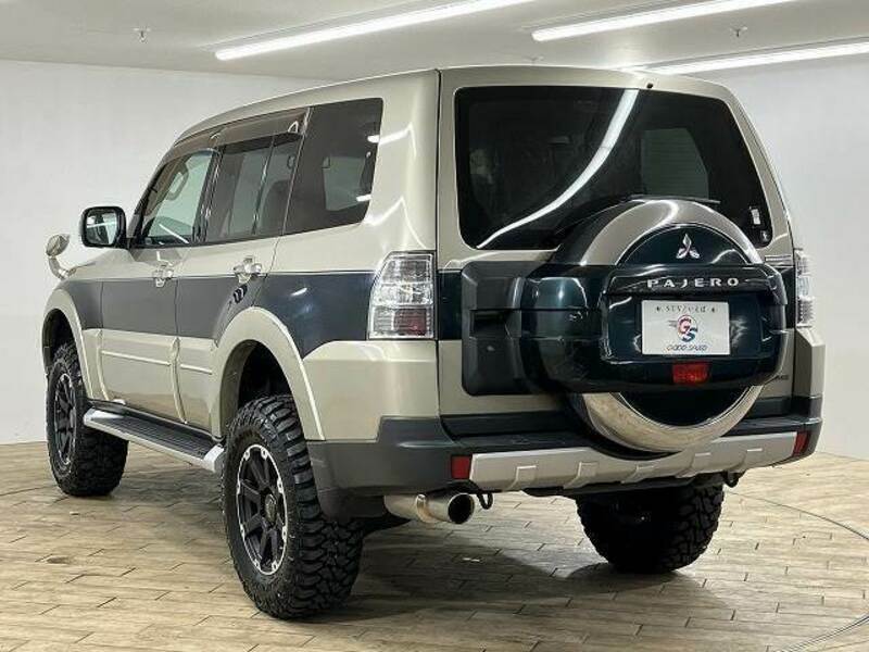 PAJERO