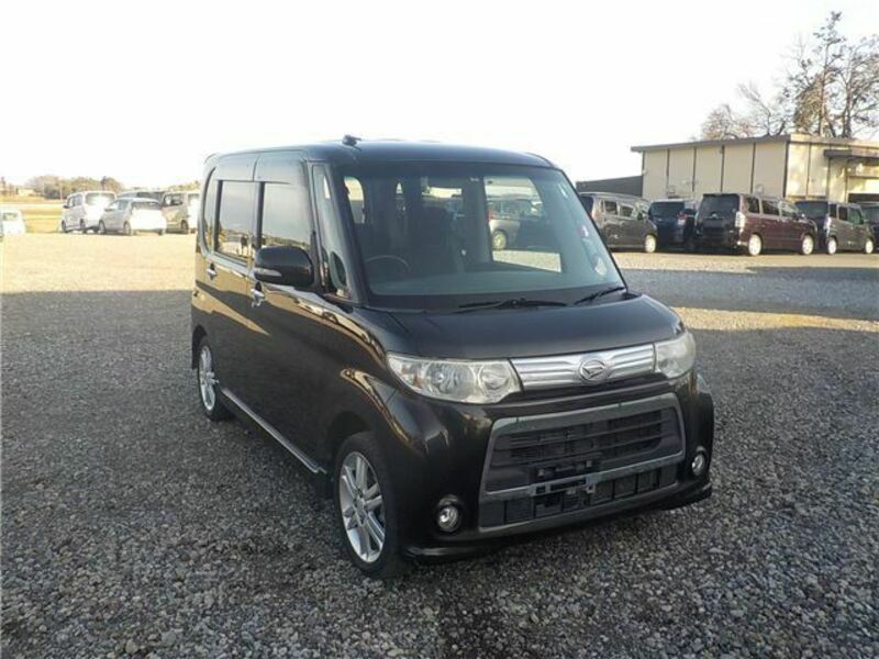 DAIHATSU　TANTO