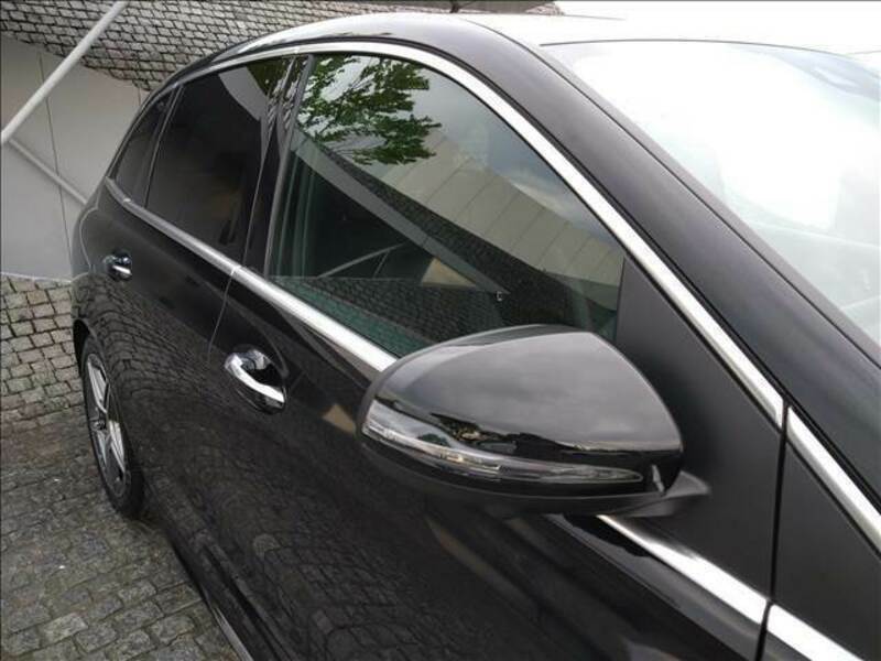 B-CLASS