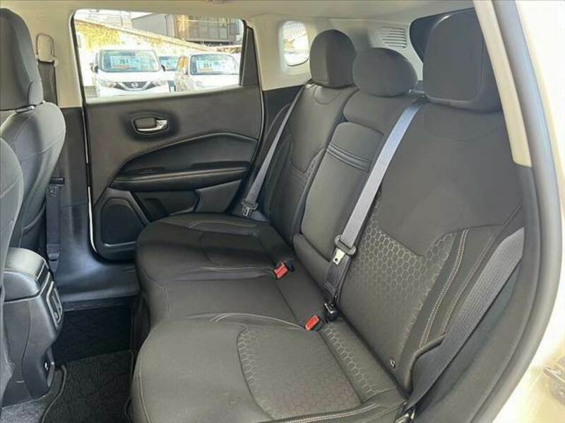 JEEP COMPASS-18
