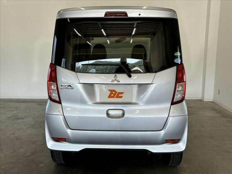 EK SPACE