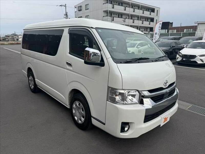 HIACE VAN-7