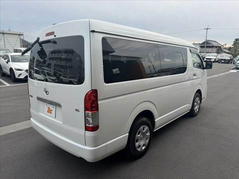 HIACE VAN-14