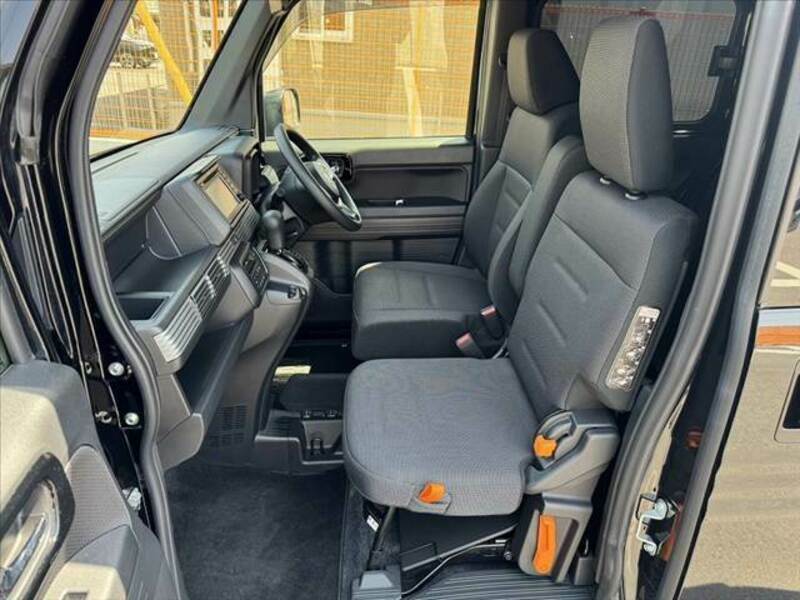 N-VAN