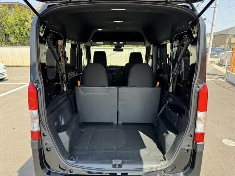N-VAN
