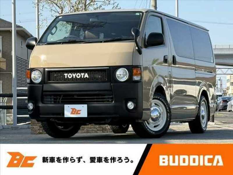 TOYOTA　HIACE VAN