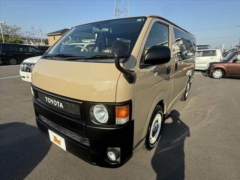 HIACE VAN-9