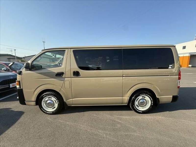 HIACE VAN-10