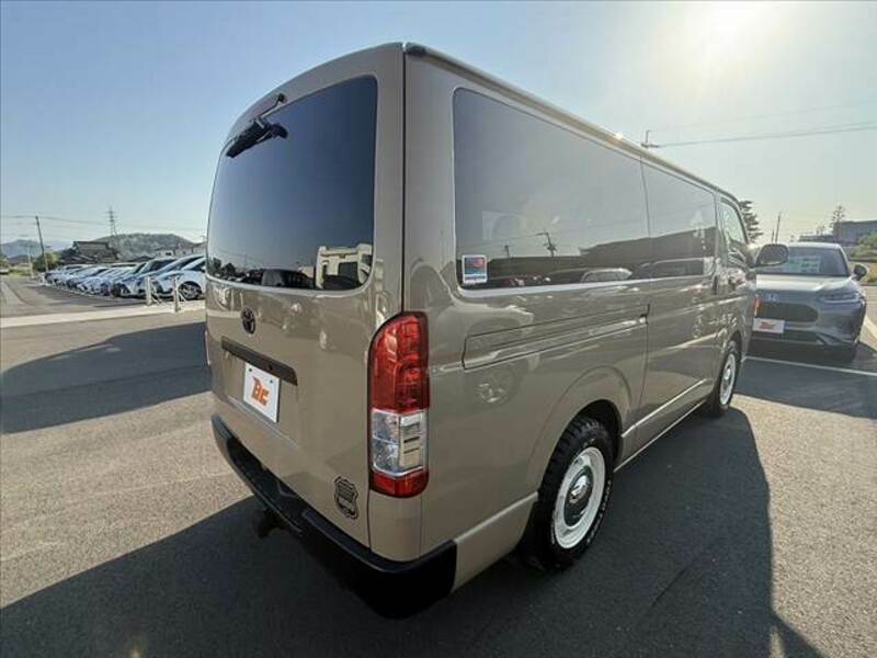 HIACE VAN-14