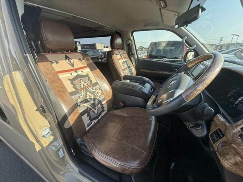 HIACE VAN-15