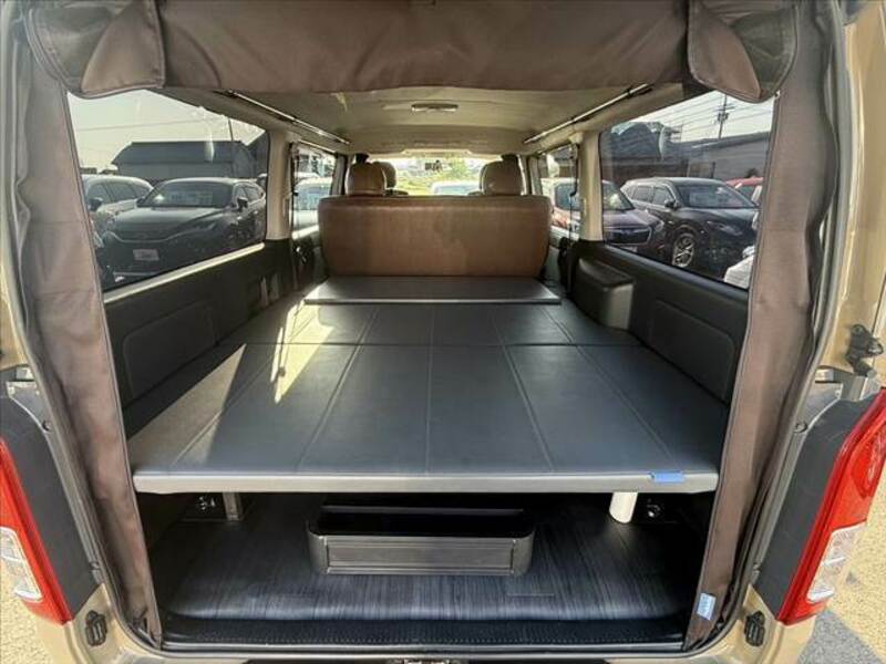 HIACE VAN-19