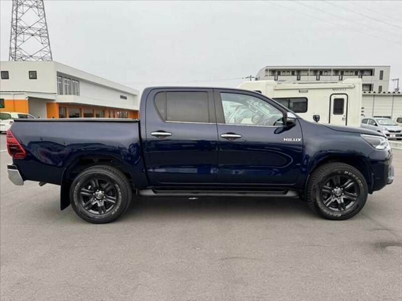 HILUX-10