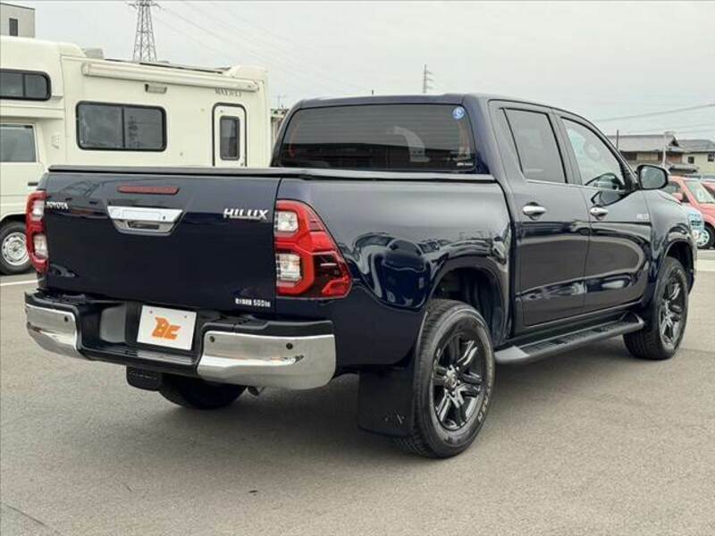 HILUX-14