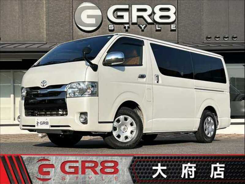 TOYOTA　HIACE VAN