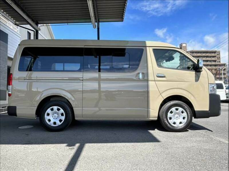 HIACE VAN-13