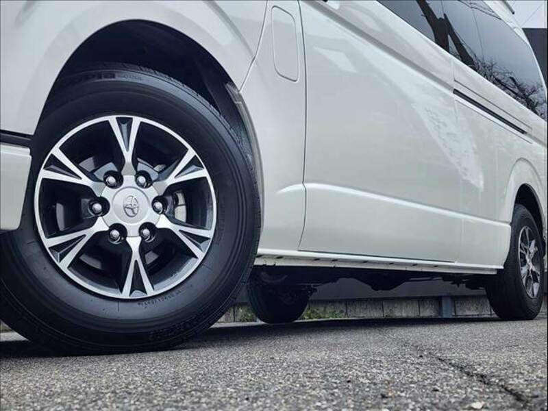 HIACE VAN-9