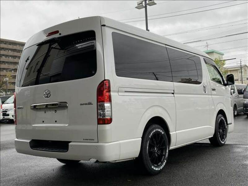 HIACE VAN-14