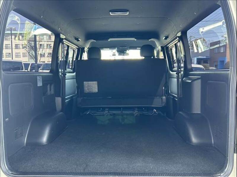 HIACE VAN-19