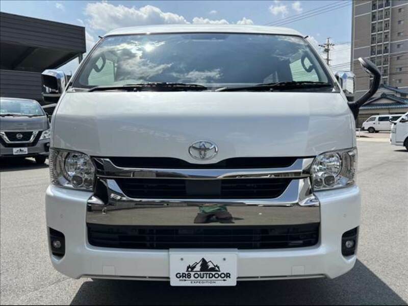 HIACE VAN-1