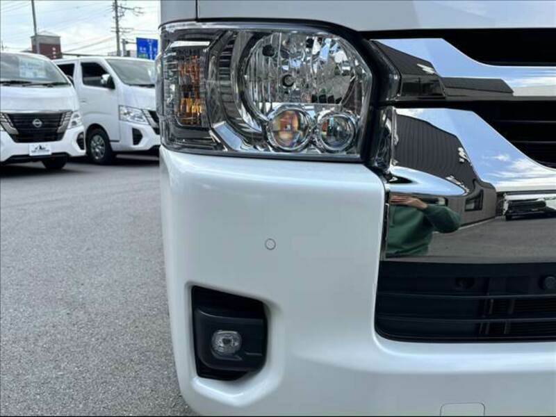 HIACE VAN-4