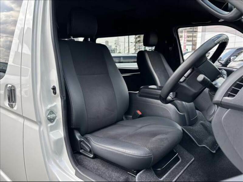 HIACE VAN-8