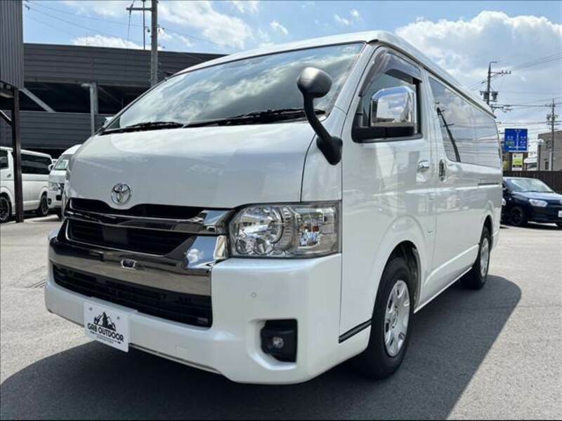 HIACE VAN-11